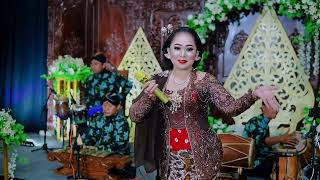 Download lagu Ririk - Lali Janjine ( Video Musik ) mp3 Download lagu Ririk - Lali Janjine ( Video Musik ) mp3