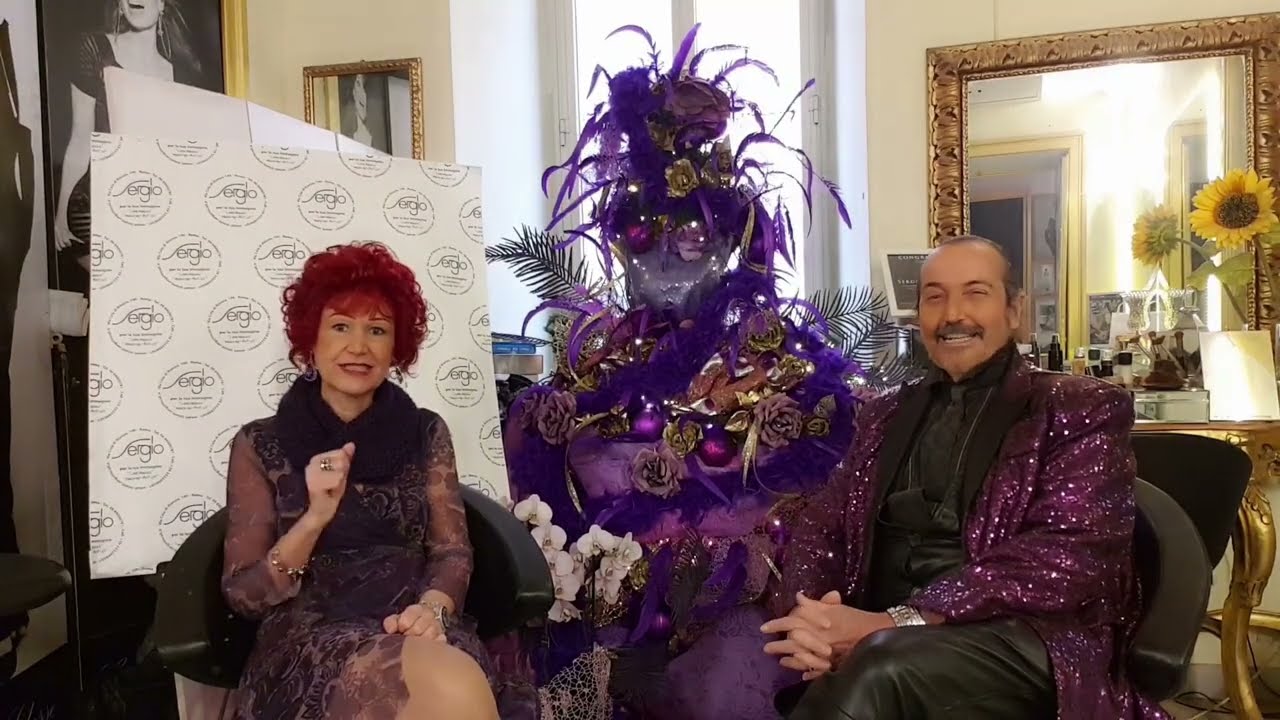 Watch Now Sergio Tirletti lookmaker ci racconta i 'colori' delle prossime festività. Sergio Tirletti lookmaker ci racconta i 'colori' delle prossime festività.
