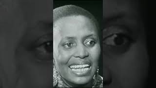 Miriam Makeba speaks &#39;click&#39; sounds