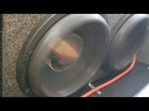 Massive audio Hippo xl 12's on a Audiopipe 3k. I have no copyrights © to this song
