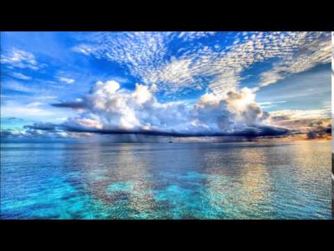 Keeno 'Moonrise' feat  AZEDIA (preview)