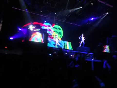 Fabrik-Code 071 @ 02-04-2011 - Pet Trio (Pet Duo vs Miss Djax) - 4