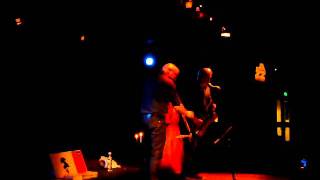 Ak, mon jeg staar i naade