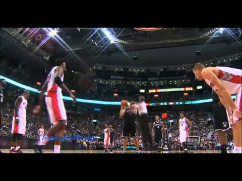 [Hilarious] Referee Tries To Block Humphries' Free Throw! (HD)