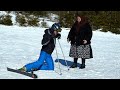 Cu BUNICA La SKI