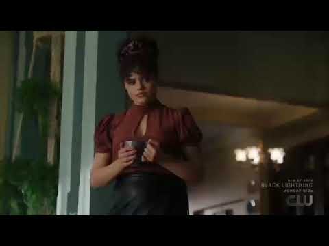 Maggie Dancing scene - Charmed season 3 episode 5