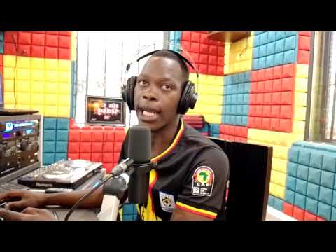 Chicharito analysing Arsenal Game