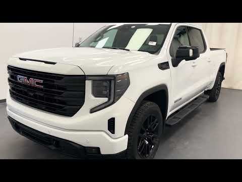 2026 GMC Sierra 1500 Crew Cab Standard Box 4-Wheel Drive Elevation in White for sale at Davis GMC Buick Lethbridge in Lethbridge, AB