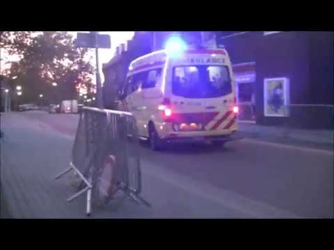 Reserve ambulance 11133 met spoed naar een melding in Krommenie