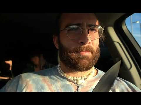 2/2 HasanAbi July 11, 2022 – Exploring the London Nightlife with Will & Marc Rebillet