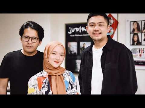 Proses Rekaman kolaborasi Nissa sabyan Ft Ade govinda😍 Umi cantik bangett!!!