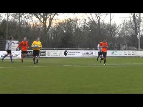 Opjestropdas.nl 19 dec 2015 IJFC 10 - VV De Meern 8 com 2-6 en de keeper heeft 'm weer