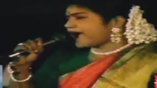 Download lagu Nan Maanthopil நான் மாந்தோப்பில் நின்றிருந்தேன் Tamil song stage performance by singer L R Eswari. mp3