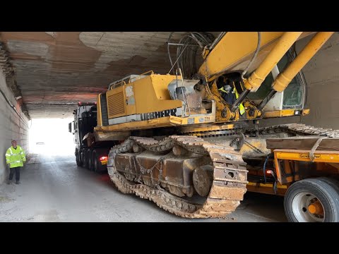 Loading And Transporting The Broken Liebherr 964 Excavator - Fasoulas Heavy Transports