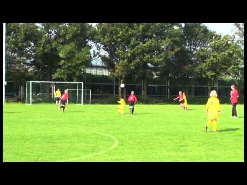 Oefenwedstrijd Maasdijk E1 - Haaglandia E2  03-09-2011