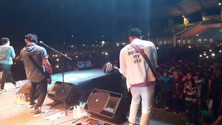 Download lagu Sakit sungguh sakit | konser Ilir7 band di malam pergantian tahun 2019 - 2020 di kab.pulangpisau mp3