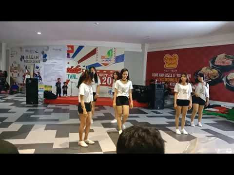 eVe Crush Cover Dance Hello Venus ~ Wiggle Wiggle + Intro. Hyuna BlackList
