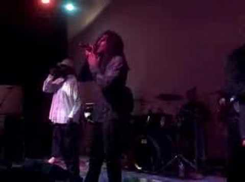 Flex Crew performing Medley of  Wayne Wonder , Lexxus, Buju