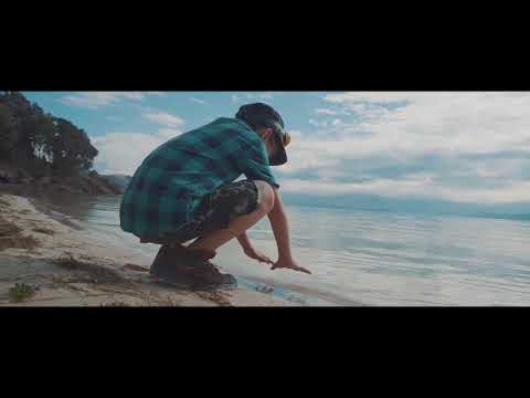 Casi Nadie - Mil Patadas por un Beso