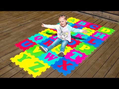 PHONICS SONG with TWO words - A for Apple - ABC Alphabet Songs with Sounds for Children!