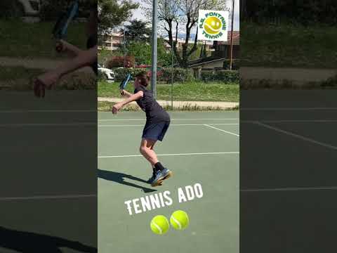Tennis ado à Fontaine