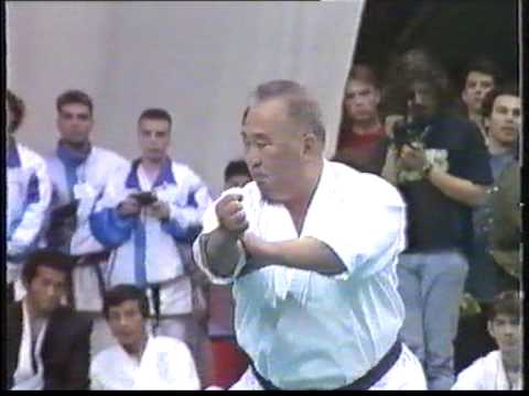 Sensei Taiji Kase-Kata Tekki Sandan