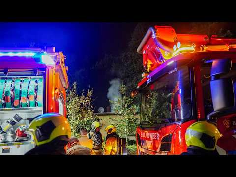 Brandweer met spoed naar een Middelbrand Woning aan de Boogstraat in Heesch