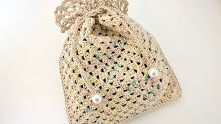 かぎ針編み　初心者向け　グラニースクエアを編んで2枚合わせたら巾着袋ができる