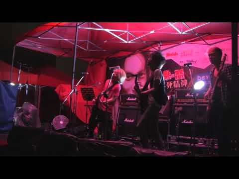 小伙子  心跳 - Supper Moment - Beyond六月音樂天第2回 - 2012年6月17日 尖沙咀星光大道