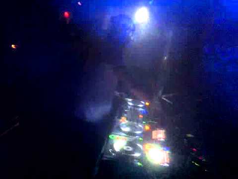 MICHAEL WOODS @ MAISON TORONTO - Nitro vs Around the World (Acapella)