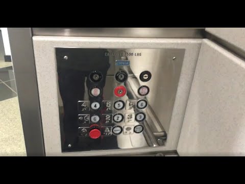 Dover Traction Elevators @ 40 Skokie Blvd in Northbrook, IL.