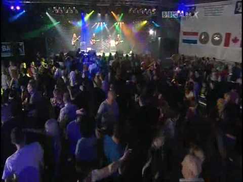 Something to say - BBC ALBA 2009 - The Jacks at NNCMC Halkirk.mov