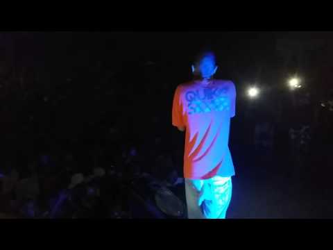 MC Vi Boladão Ao vivo na Comerce Fest 10.10