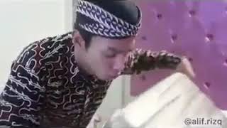 Download lagu Ediisi nunggu THR mp3 Download lagu Ediisi nunggu THR mp3