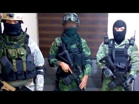 SIGO CON EL MANDO - Larry Hernandez Ft Dani Tapia (Video) (Corridos 2022)