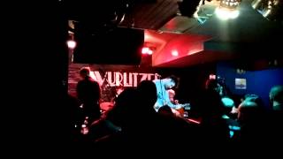 Cult of youth - Roses