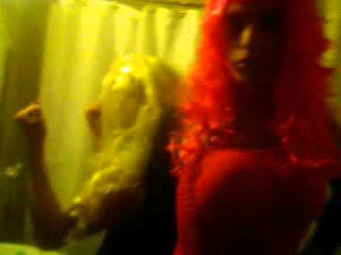 El guille echa una reyna y alex quin