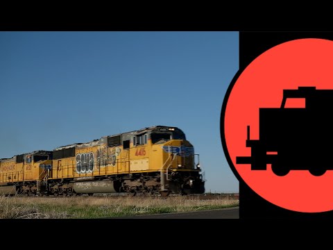 Freight Train Heading into Waukomis - 4/13/22