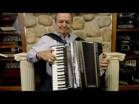 ALPE372MHEB - Ebenholz Alpentraum 372MH Helikon Piano Accordion MMM 34 72 $4999