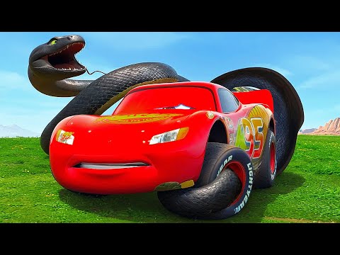 Lightning McQueen vs Giant Snake | An anaconda attacked McQueen! Pixar Cars