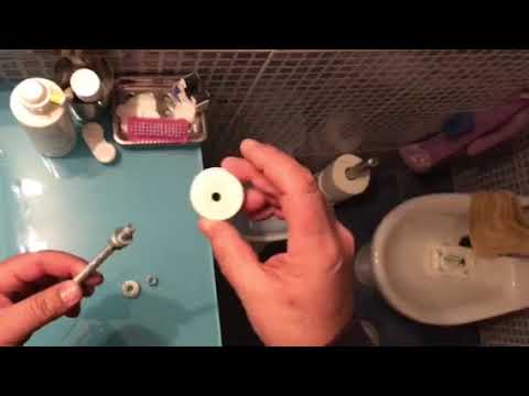 Truco para ahorrar agua en la cisterna del water