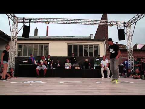 Area Dance Battle - House Side