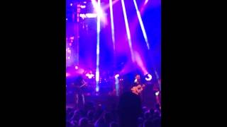 DMB 2014 DTE Music Theatre   Seek Up small clip of Dave 6/25/14