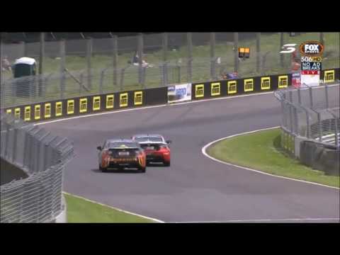 Toyota 86 Racing Series New Zealand 2016 Race3 Scott Huge Crash Over Fence