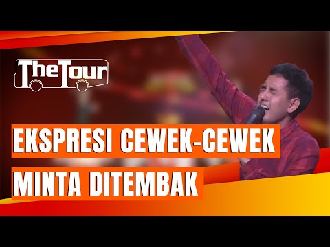 Stand Up Comedy Kemal Palevi: Cewek Itu Cari Pacar yang Cool, Kayak Limbad - THE TOUR