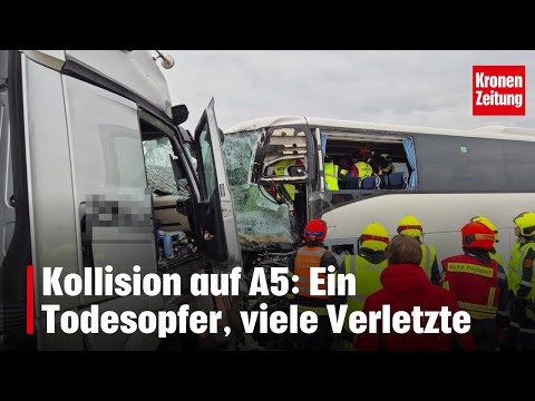 Kollision auf A5: Ein Todesopfer, viele Verletzte | krone.tv NEWS