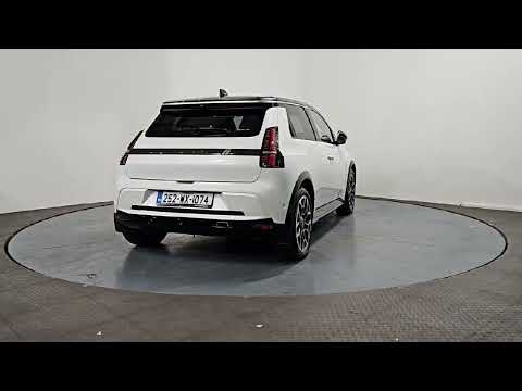 Renault 5 Roland Garros 52kWh 150hp - Image 2