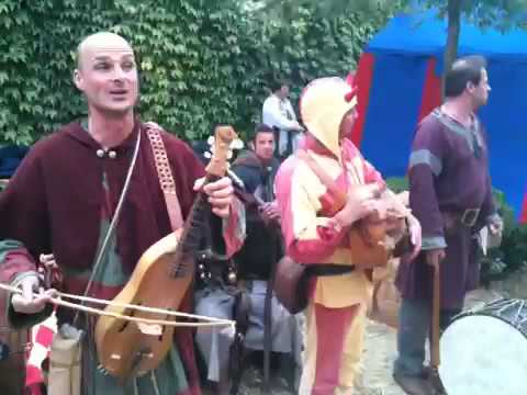 Dudelange medieval fair street music