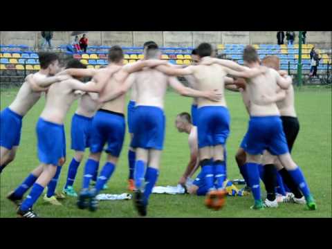 II LWT: Kuźnia Jawor - AP Oleśnica 3:0 - "Kółeczko" po meczu zawodników Kuźni