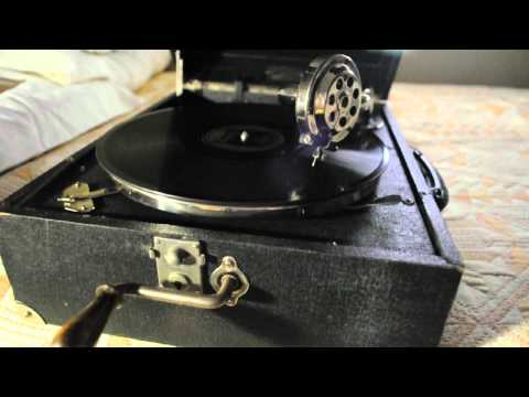 I Wonder, Fox Trot- The Clevelanders( Harry Reser) 1928